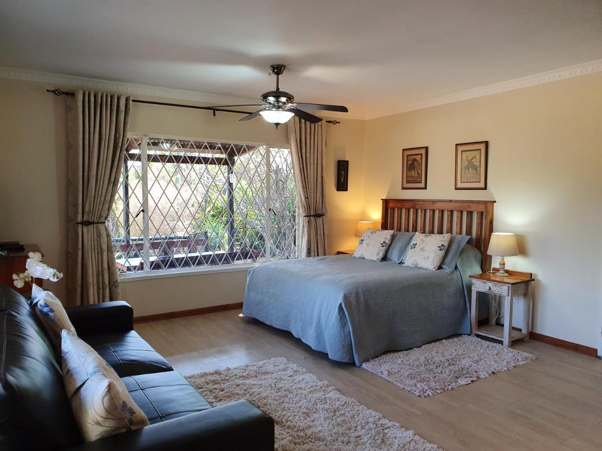 Pine Tree Lodge Midrand Zewnętrze zdjęcie
