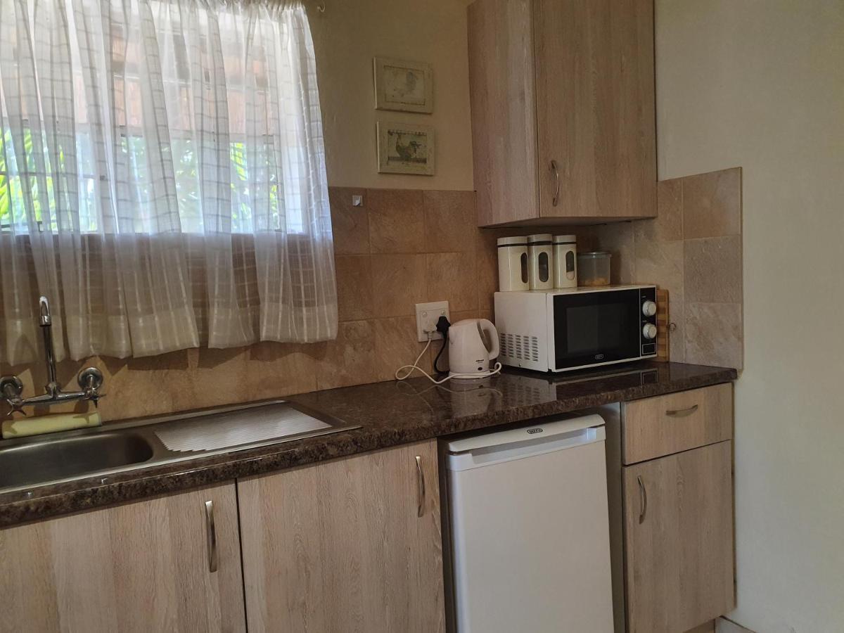 Pine Tree Lodge Midrand Zewnętrze zdjęcie