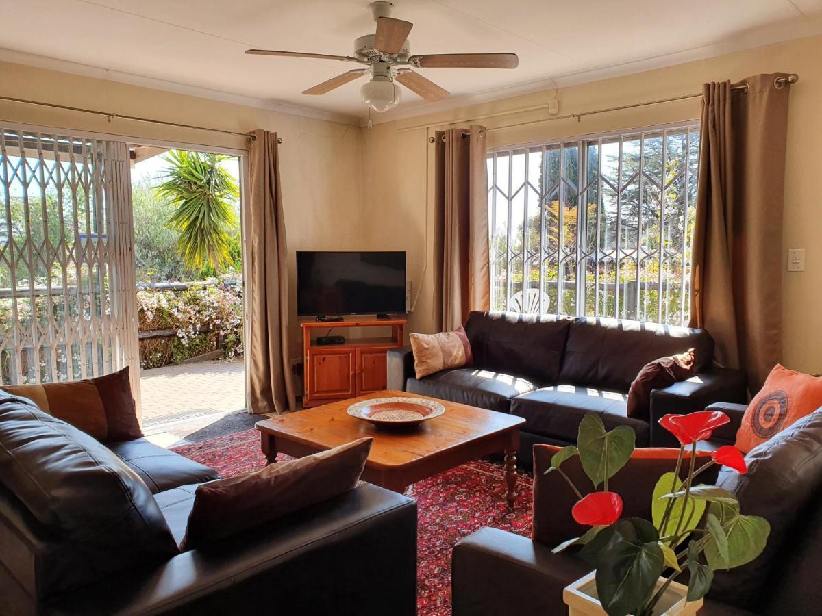 Pine Tree Lodge Midrand Zewnętrze zdjęcie