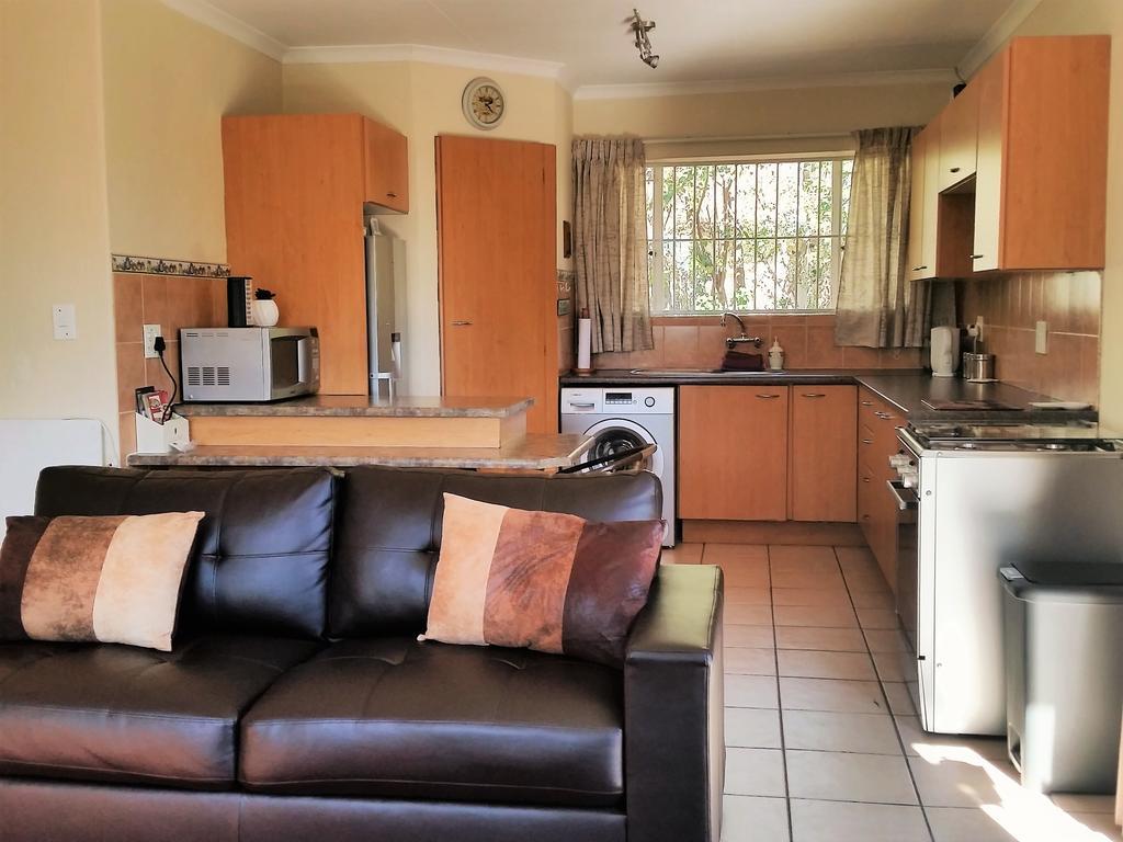 Pine Tree Lodge Midrand Zewnętrze zdjęcie