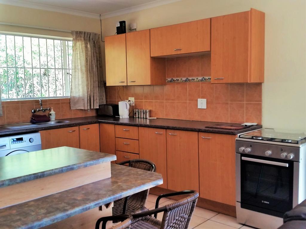 Pine Tree Lodge Midrand Zewnętrze zdjęcie