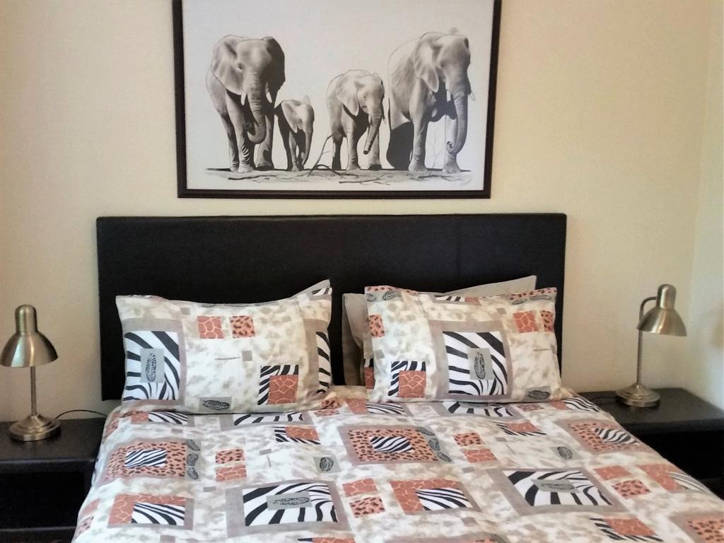 Pine Tree Lodge Midrand Zewnętrze zdjęcie