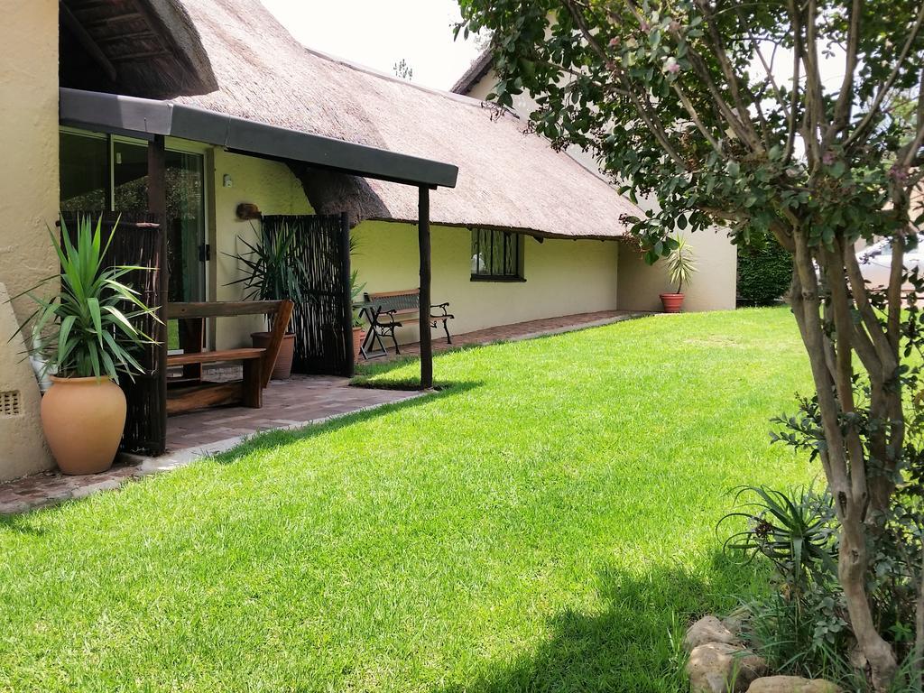 Pine Tree Lodge Midrand Zewnętrze zdjęcie